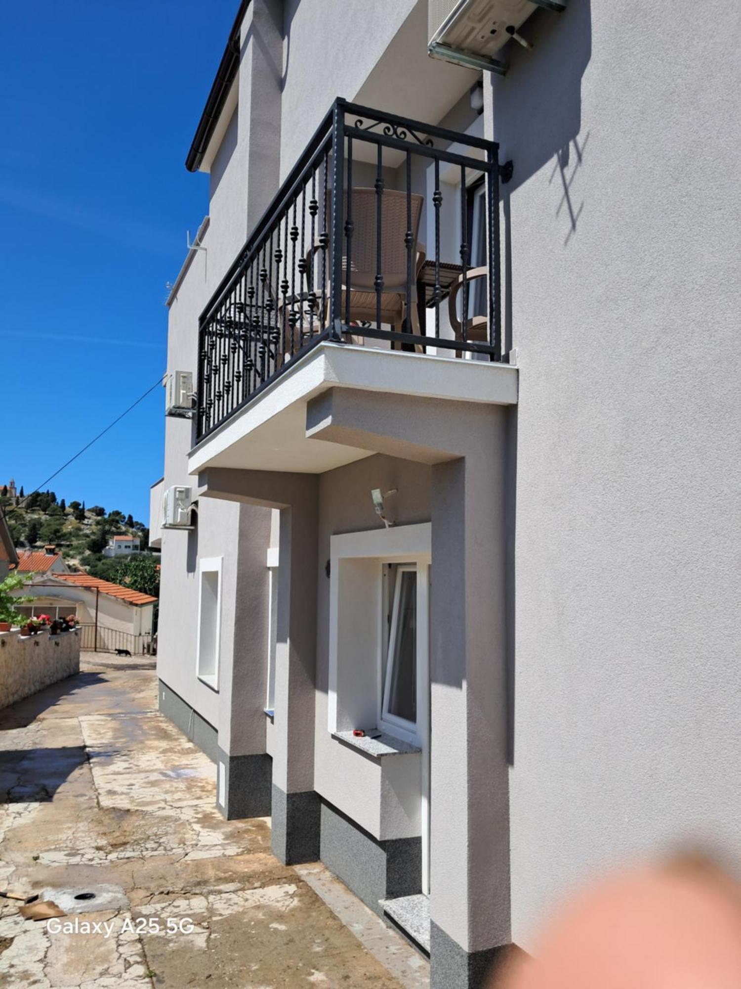 Apartments Tonci Tribunj  Exterior photo