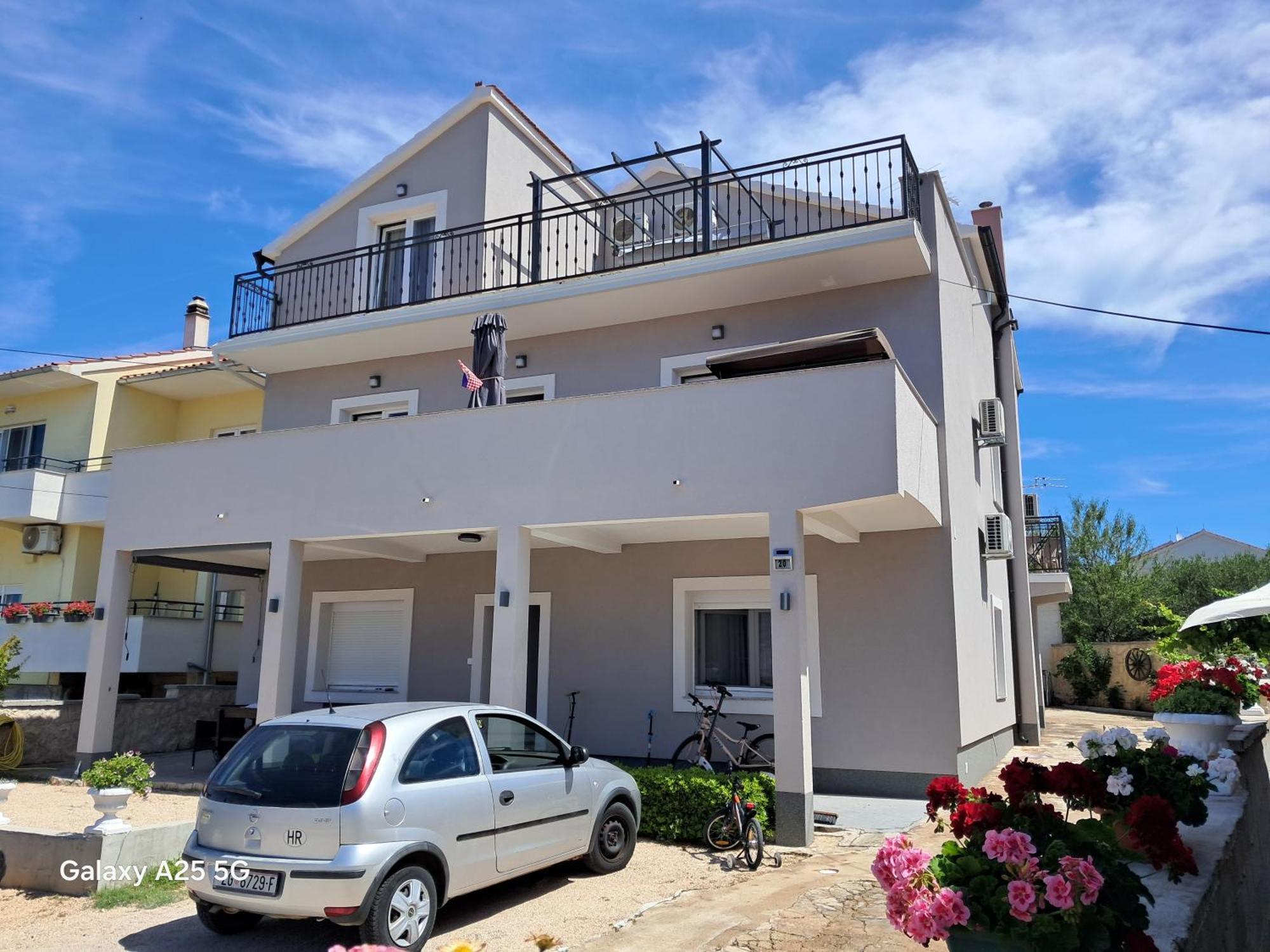 Apartments Tonci Tribunj  Exterior photo